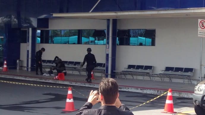 Sob ameaça de bomba em aeroporto, Flamengo desembarca em Vitória