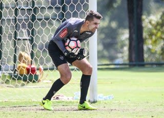 Caso Victor: Justiça multa Galo em R 2 milhões em dívida com o Grêmio