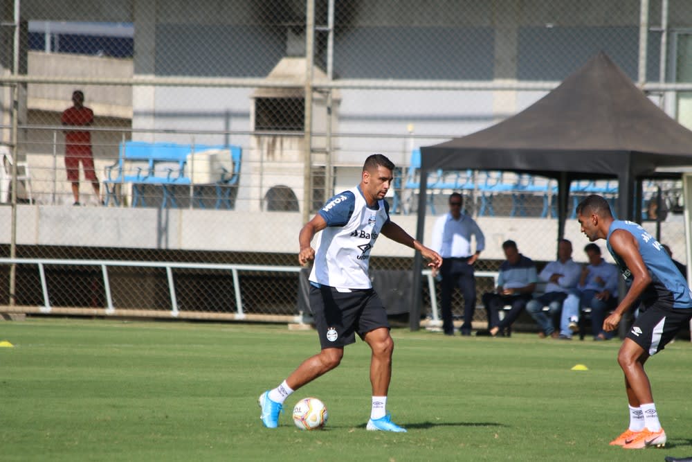 Grêmio retoma atividades no CT com retornos e desfalques de atletas; veja a provável escalação