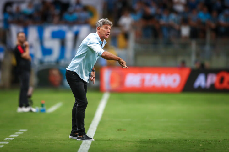 Grêmio hoje: analista escala time ideal para 2023 e surpreende ao deixar nome de fora