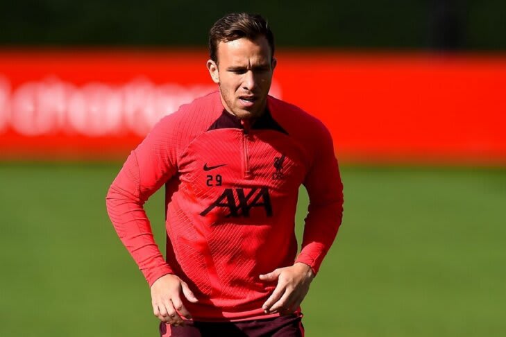 Especulado no Brasil, Arthur deve seguir no Liverpool