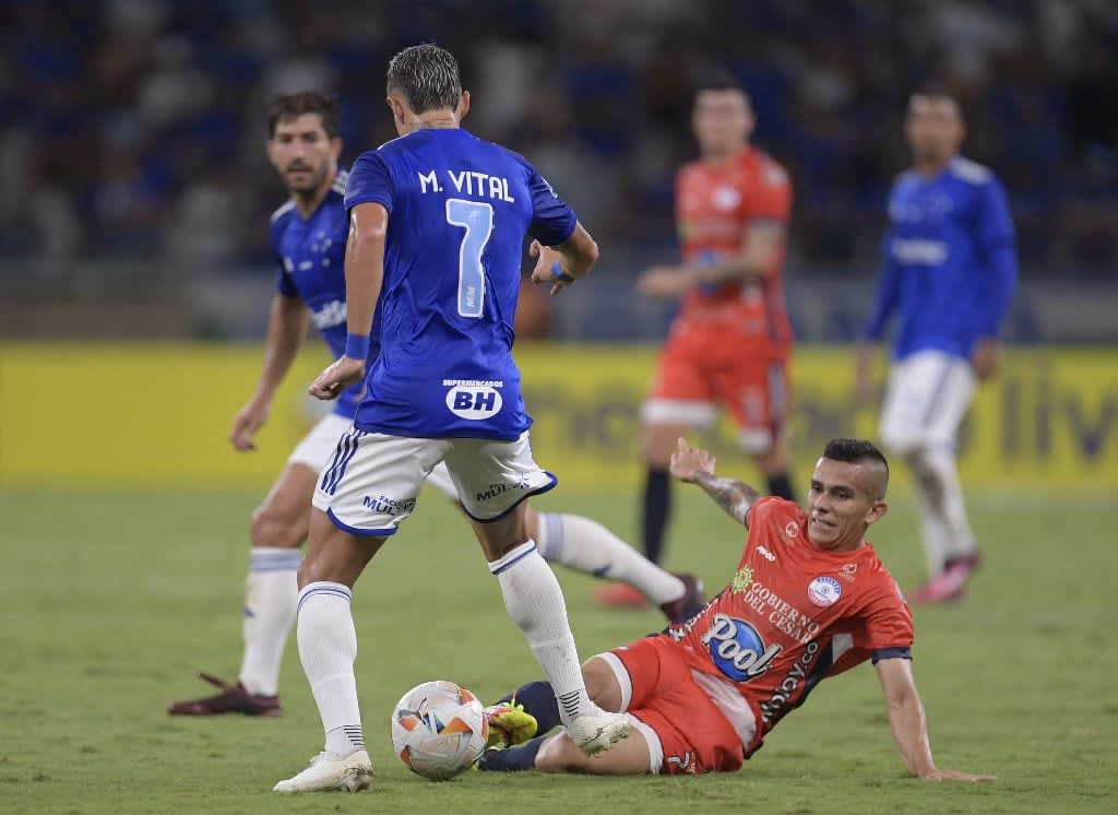 Melhores momentos: Cruzeiro empata em 3 a 3 com Alianza Petrolera pela Sul-Americana.