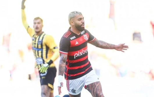 Empresário aponta situação de Gabigol no Flamengo e interesse do Palmeiras.