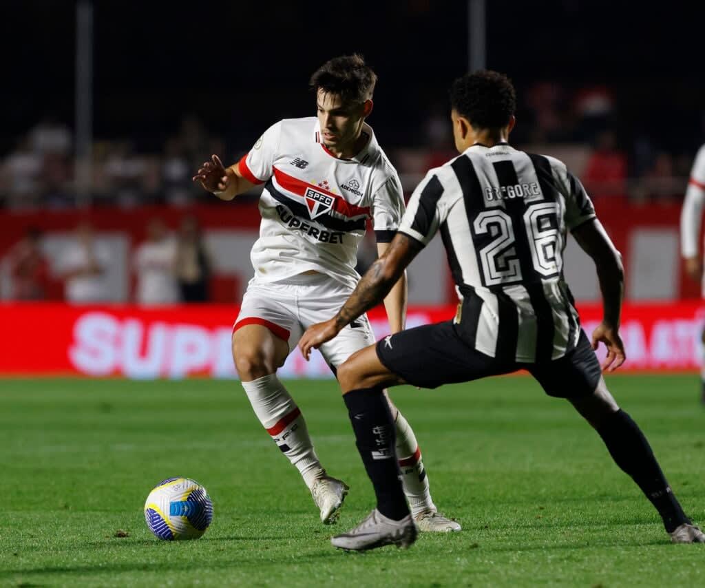 Bobadilla (Foto: Rubens Chiri e Paulo Pinto/Saopaulofc.net)