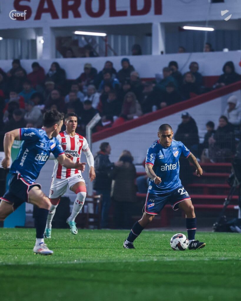 Nacional-URU: Do outro lado, o Nacional-URU vem de um empate por 3 a 3 com o River Plate-URU, pelo campeonato local. O rival do São Paulo ocupa a quinta posição na tabela.