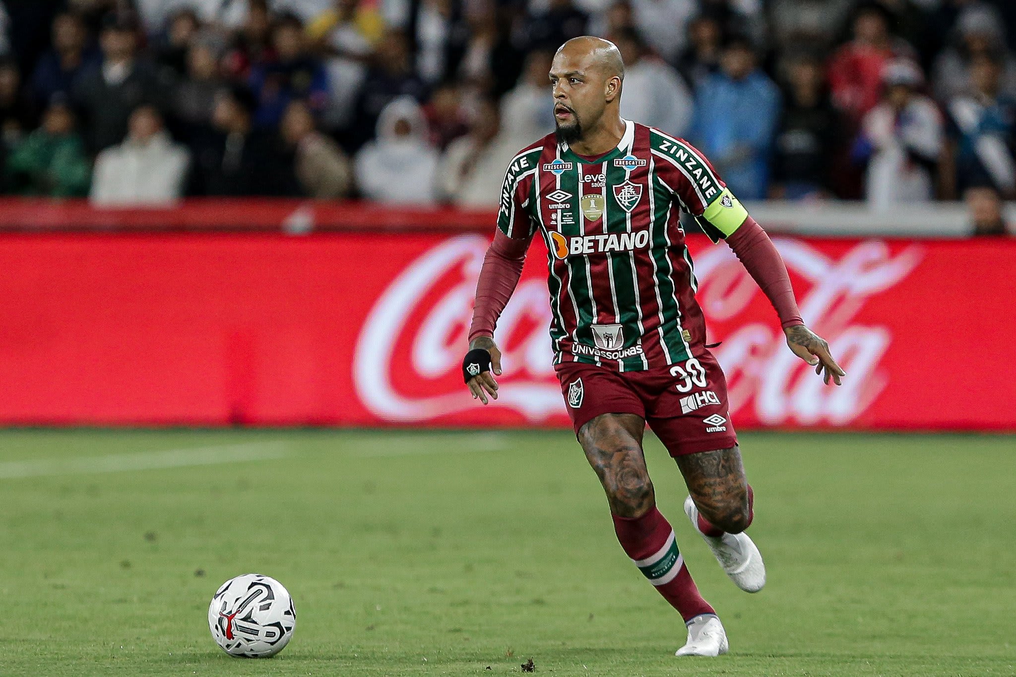 Felipe Melo critica clássico entre Fluminense e Flamengo no domingo.