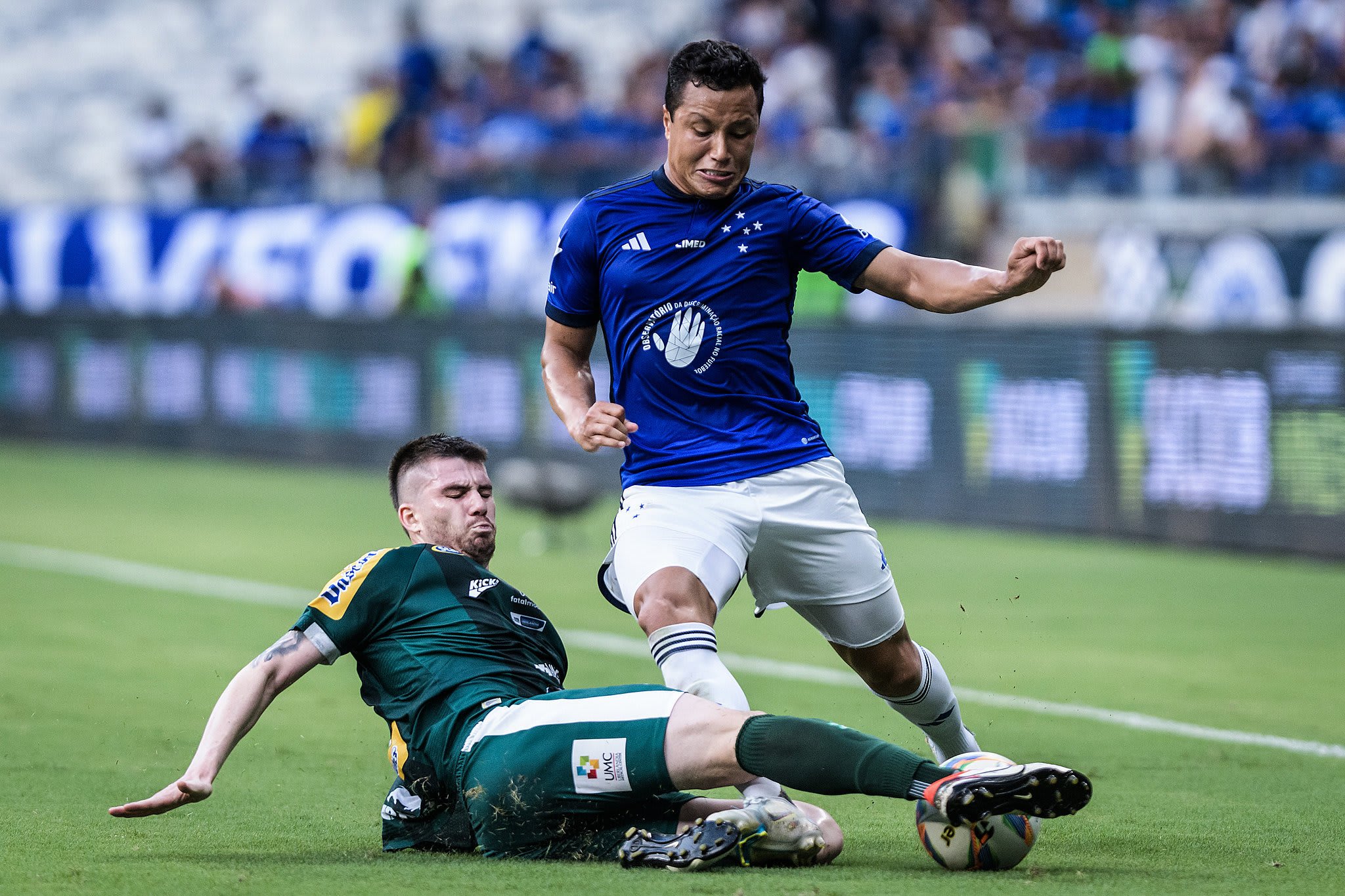 Cruzeiro renova contrato de Marlon até 2026.