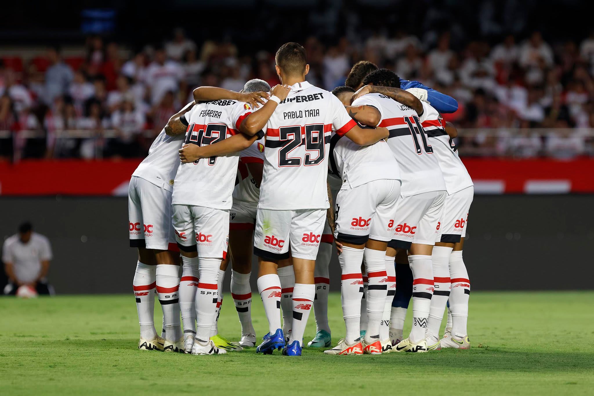 São Paulo se prepara para estreia na Libertadores com última semana livre.