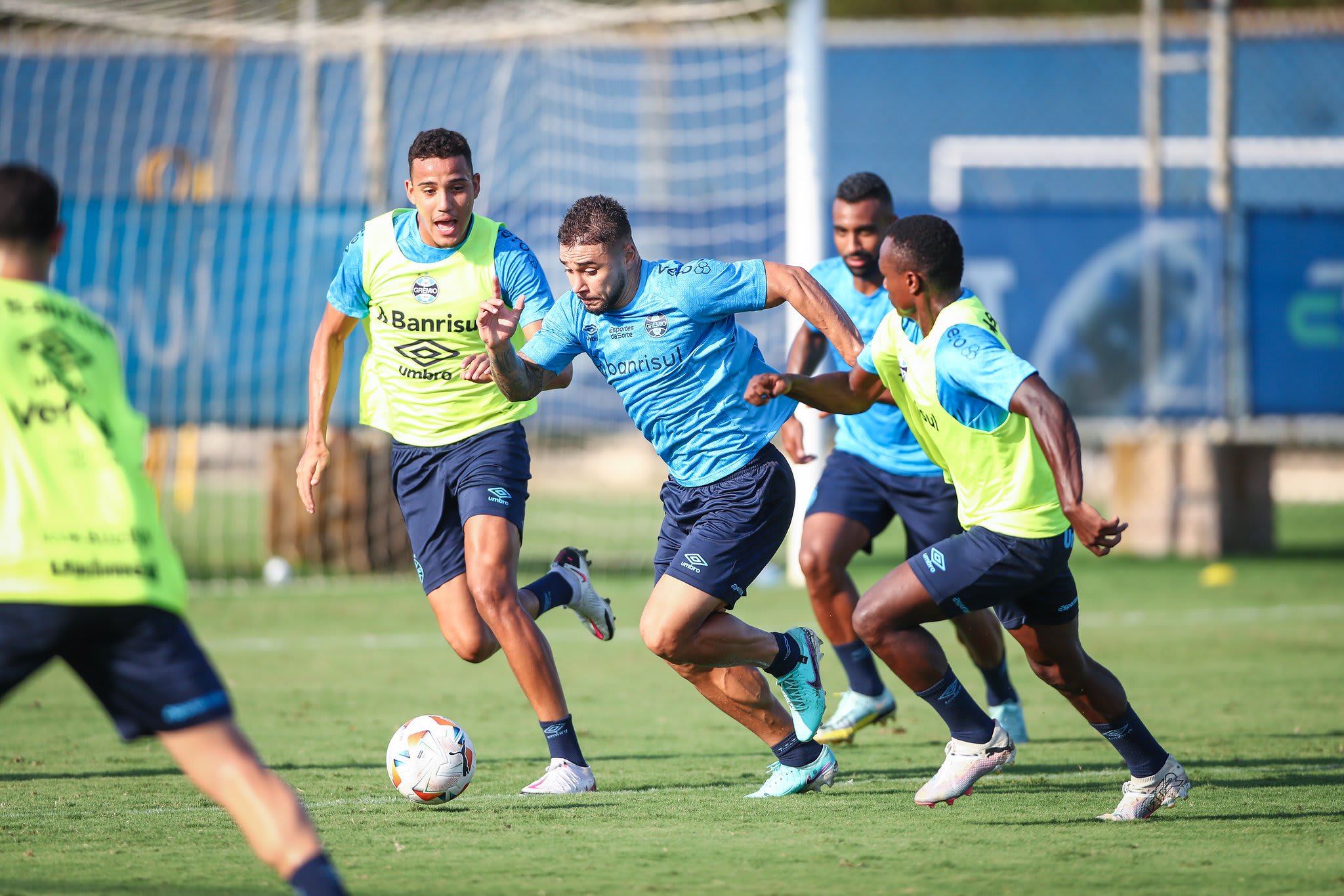 Treino do Grêmio antes de confronto com o Huachipato na Libertadores.