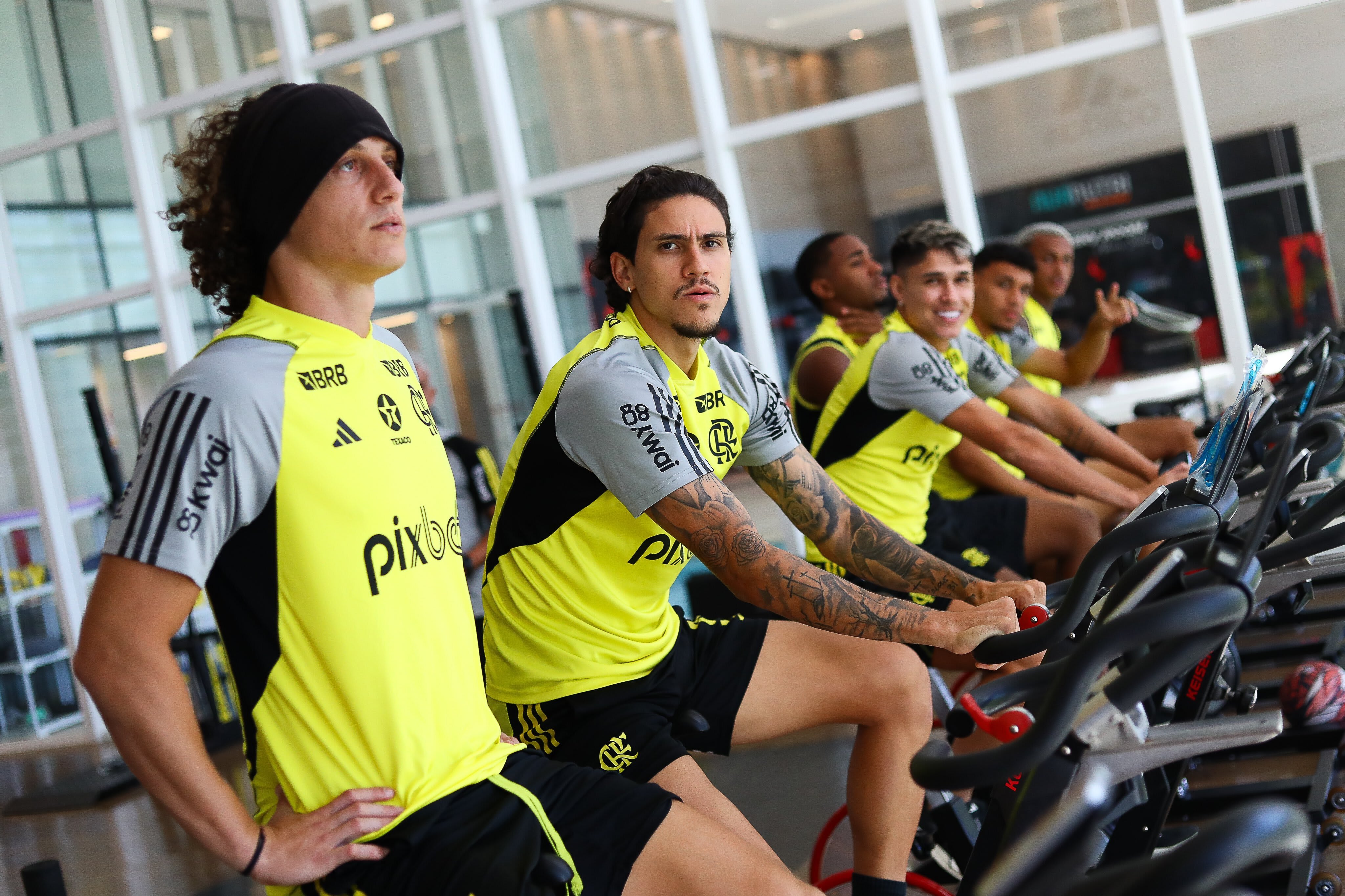 Flamengo se prepara para enfrentar Bahia no Brasileirão.