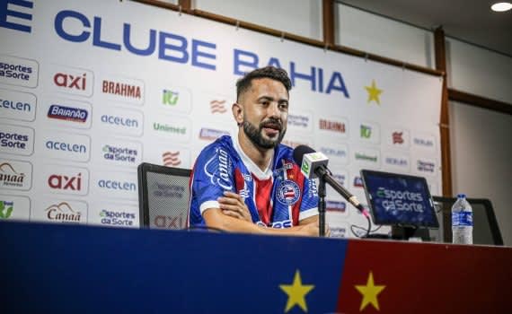 Everton Ribeiro justifica saída do Flamengo em apresentação no Bahia e revela ligação de Ceni