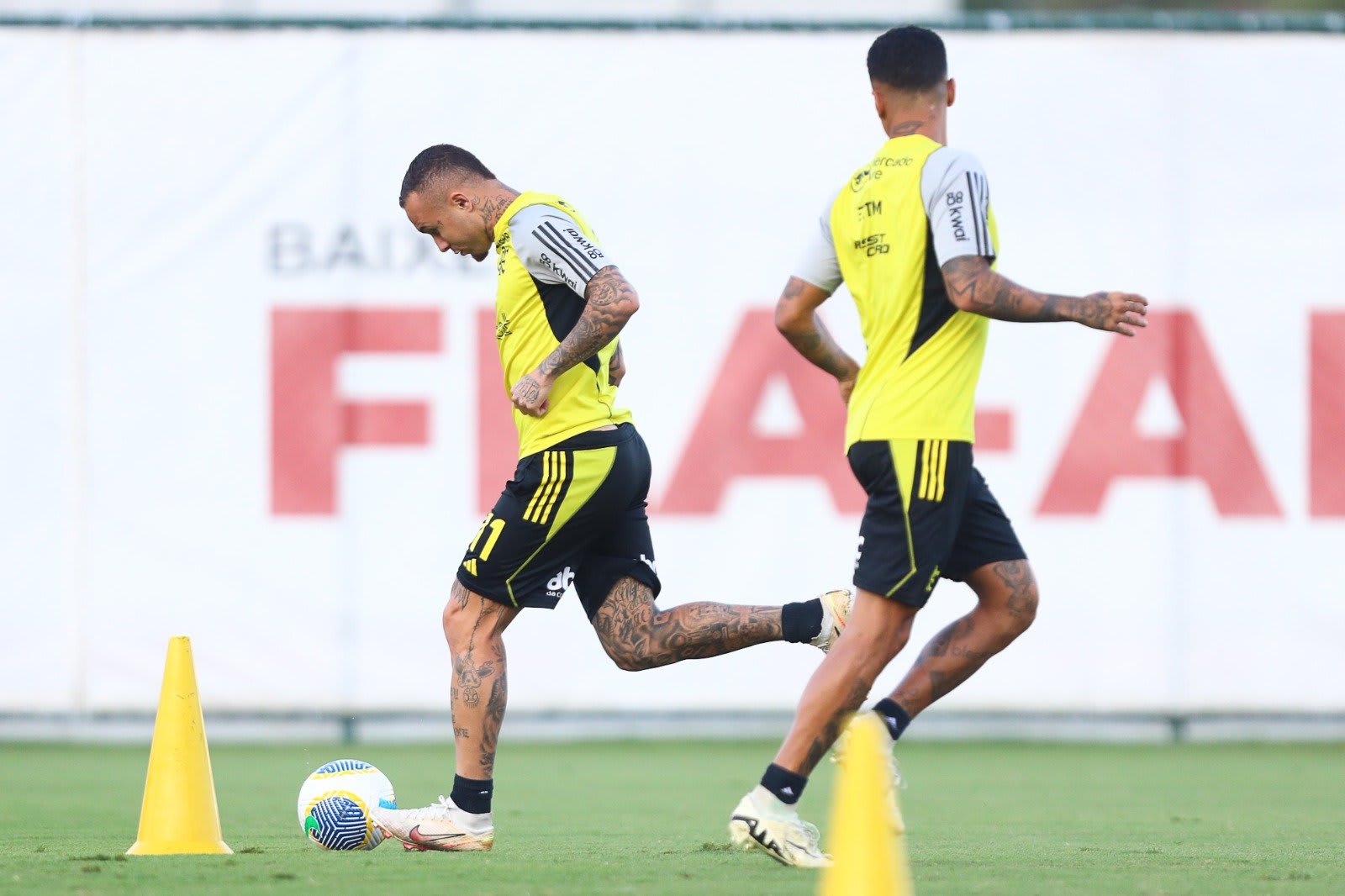 Preparação do Flamengo com Cebolinha para enfrentar o Bahia