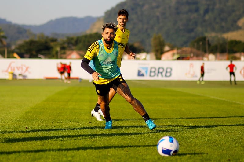 Com vantagem, Flamengo recebe o Tolima para avançar às quartas da Libertadores