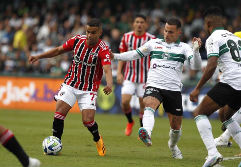 Corinthians x Coritiba: saiba onde assistir à partida do Brasileirão -  Gazeta Esportiva