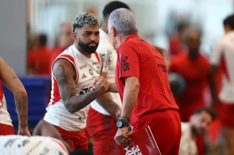 Tite revela conversa com Pedro e Gabigol: Falei da possibilidade da utilização dos dois