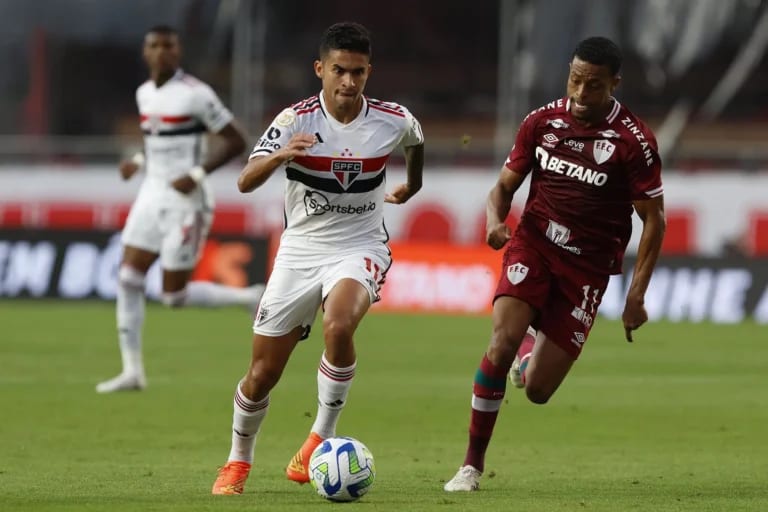 São Paulo: Rafinha abre o jogo sobre a base e projeta time de 2024