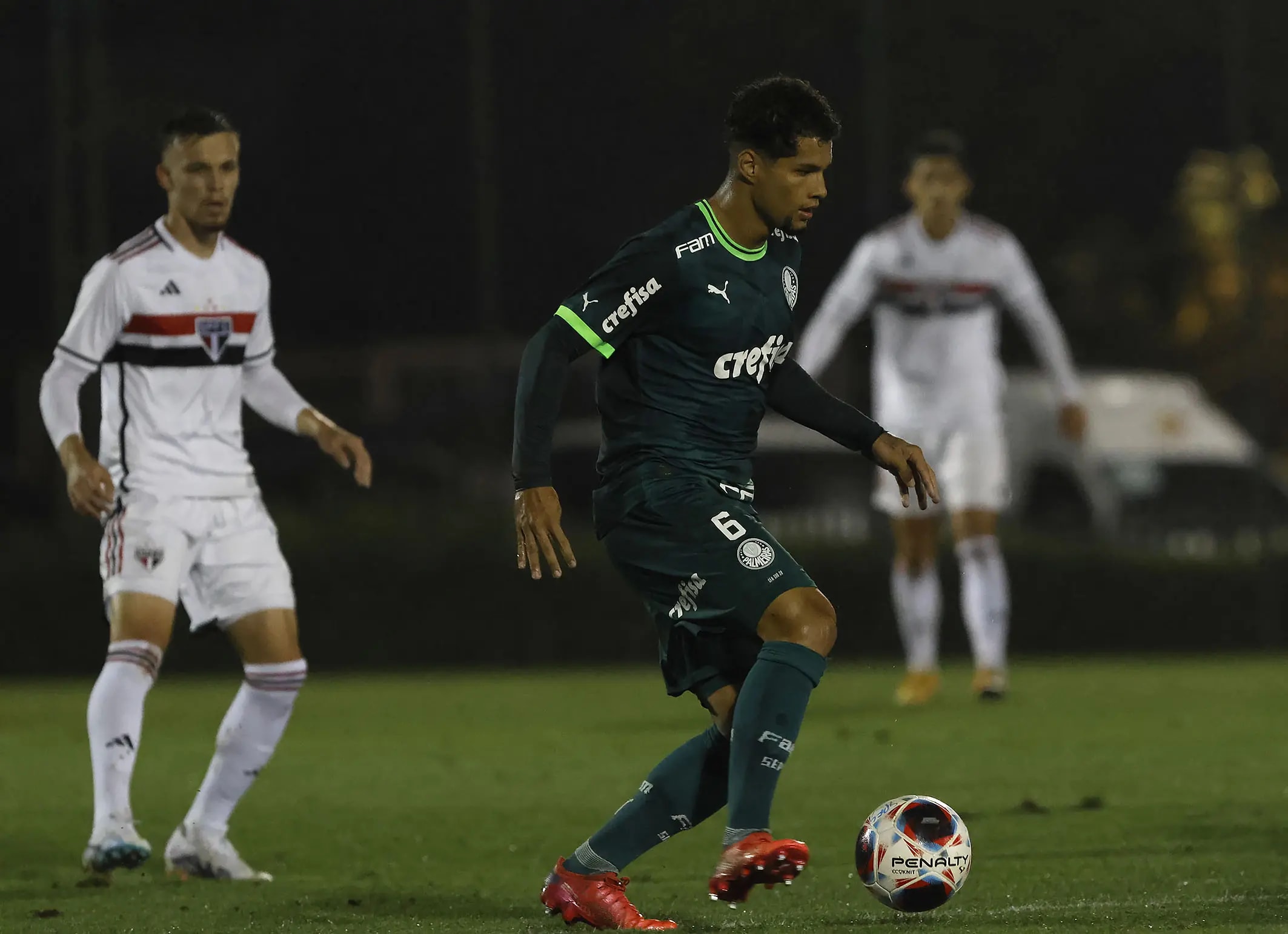 Palmeiras bate Santos no fim e larga na frente na final do Paulista feminino  - Gazeta Esportiva