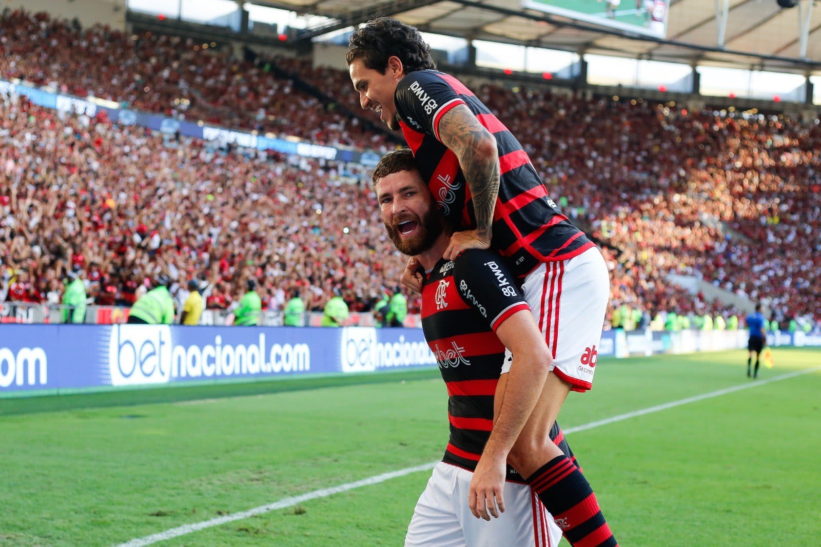 Melhores momentos: Flamengo vence Madureira por 3 a 0 no Carioca.