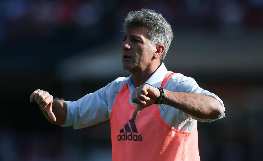 [ENQUETE] Renato Gaúcho deve continuar como técnico do Flamengo?