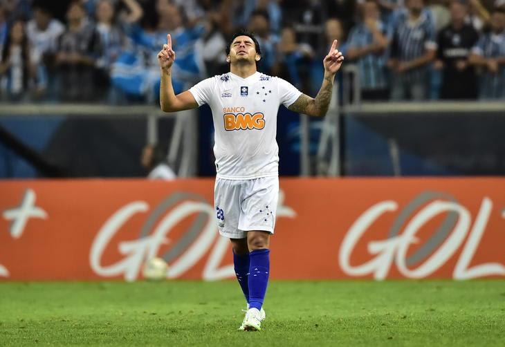 Nova conversa no vestiário foi decisiva para virar partida contra o Grêmio