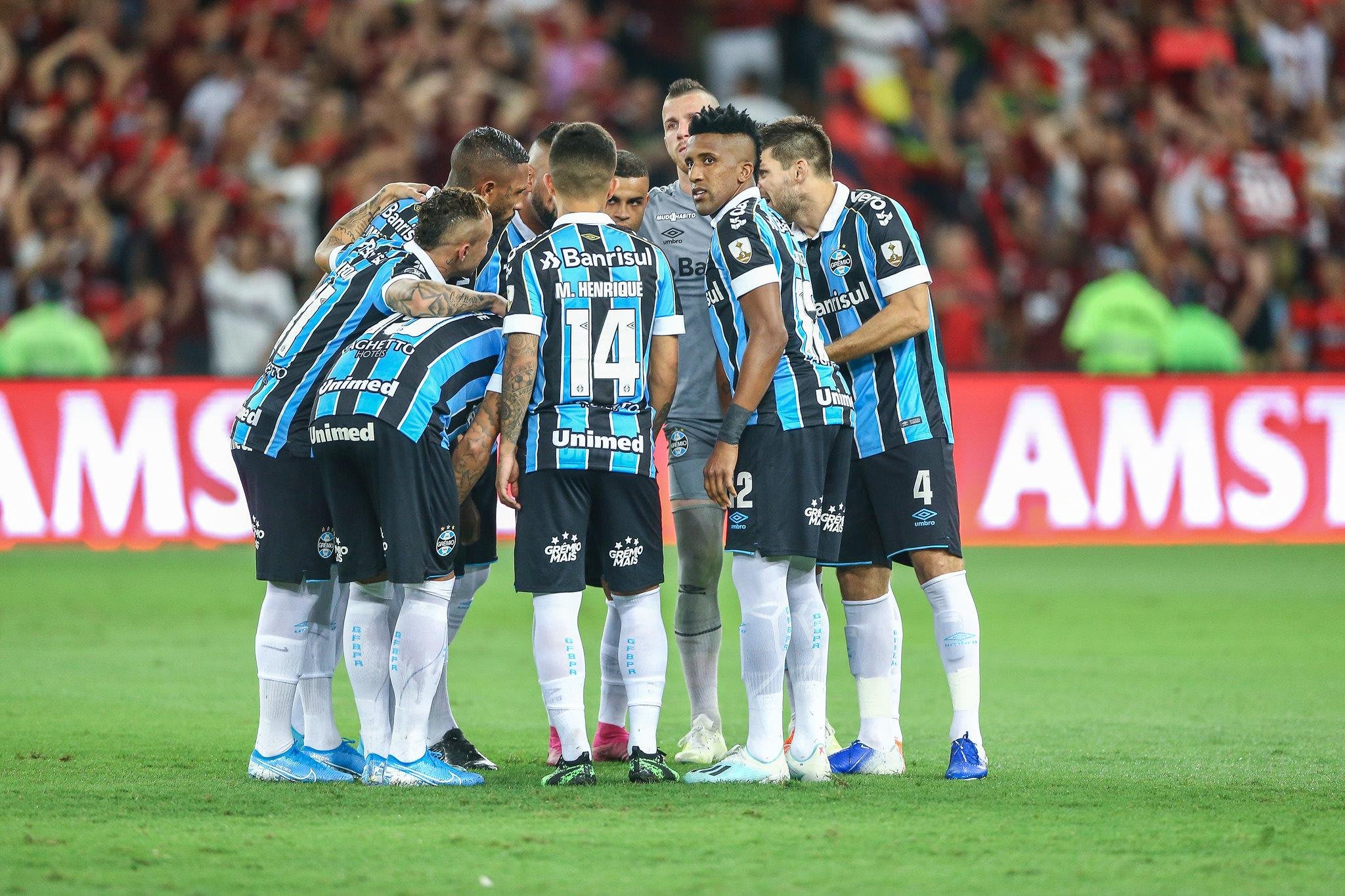 Grêmio pode ter até 3 alterações no time titular para o jogo contra o Botafogo pelo Brasileirão