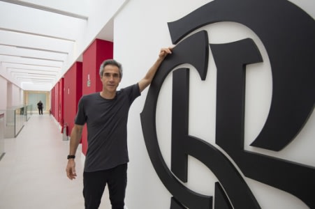 VÍDEO: Apresentação de Paulo Sousa, novo técnico do Flamengo