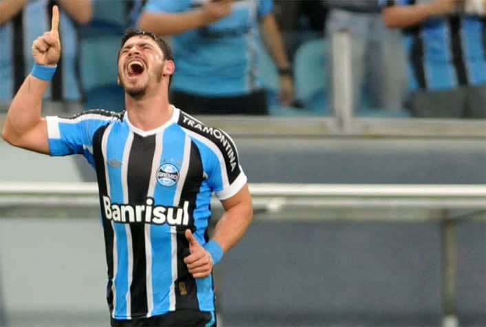 Contra o Flu, Giuliano completará 50 jogos pelo Grêmio no Brasileirão