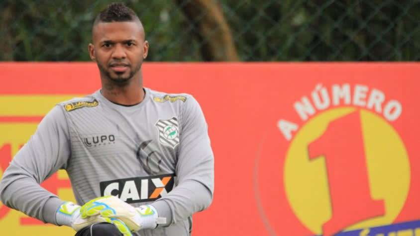 Goleiro Felipe, ex-Corinthians e Flamengo, disputará o Mineiro e a Série D em 2018