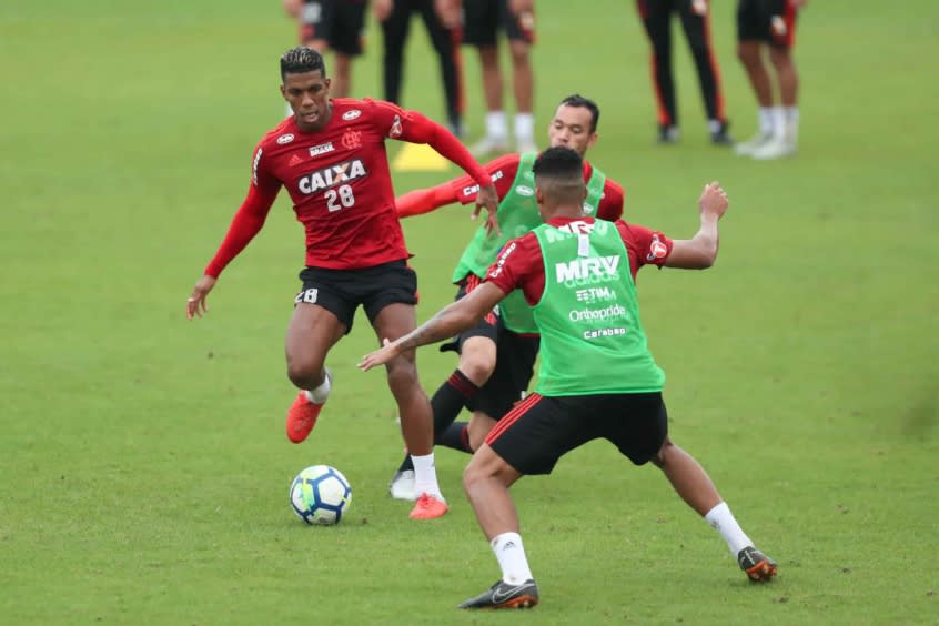 Treinador indica Flamengo sem mudanças para encarar o Fluminense