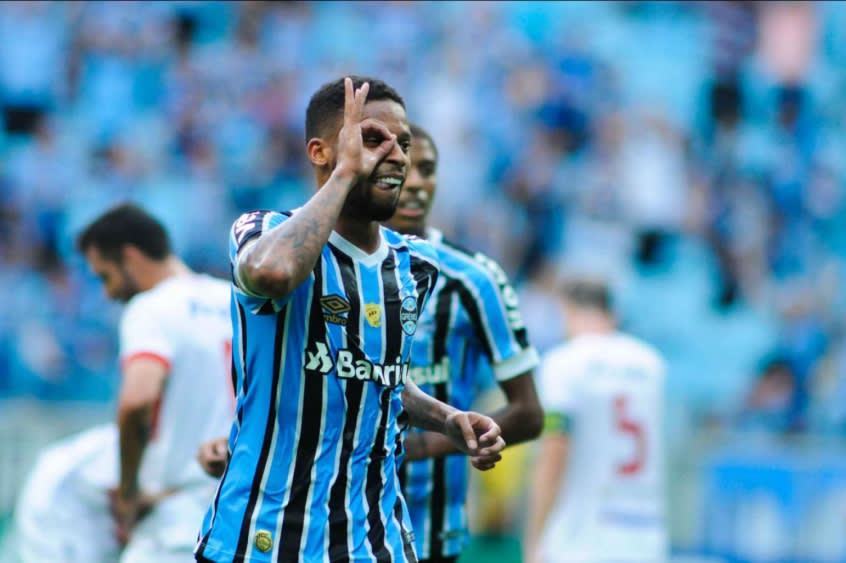 André enxerga o Grêmio mais forte que o Rosario Central