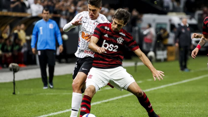 Rodrigo Caio domina Corinthians e Fla joga com inteligência