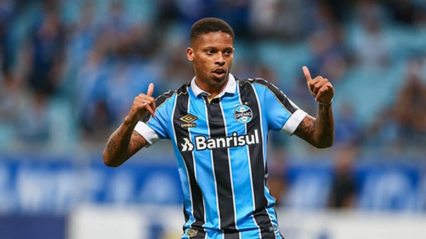 Buscamos um fazedor de gols, afirma vice-presidente do Grêmio