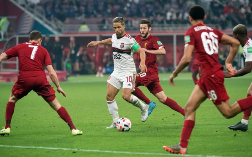 Flamengo parabeniza Liverpool pelo aniversário de 128 anos