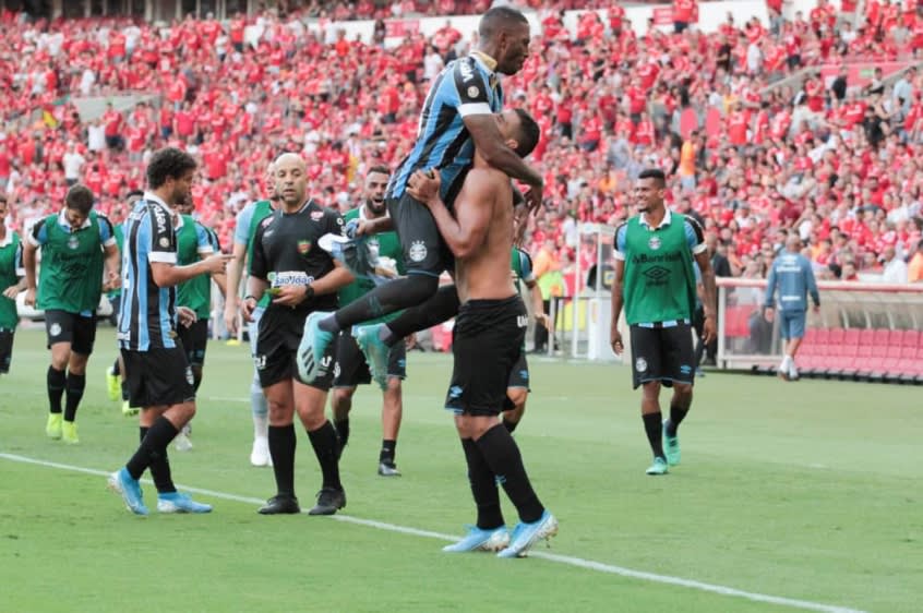 Gols de Diego Souza contra o Inter e o Esportivo se assemelham à feito de CR7; confira