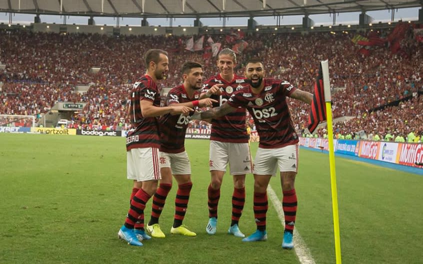 Cereto faz pedido a Tite: Abre mão dos de sempre e mexe na Seleção a partir dos jogadores do Fla