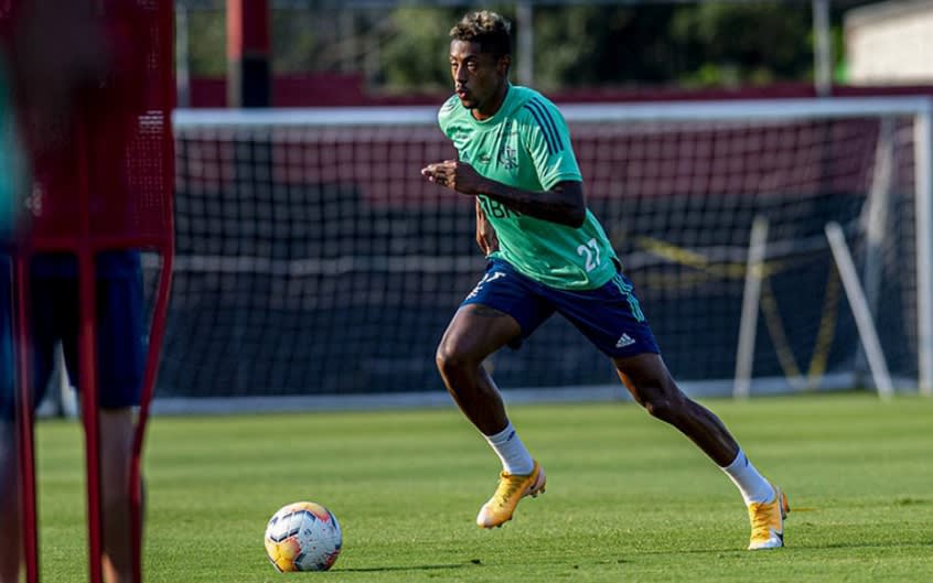 Bruno Henrique será desfalque contra o Internacional, no Beira-Rio