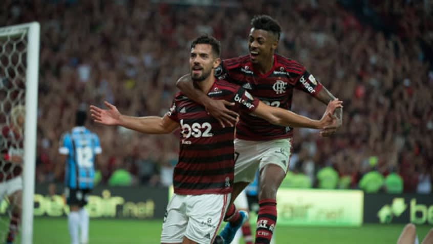 Há um ano, Flamengo vencia o Grêmio por 5 a 0 e partia rumo ao Bi da América