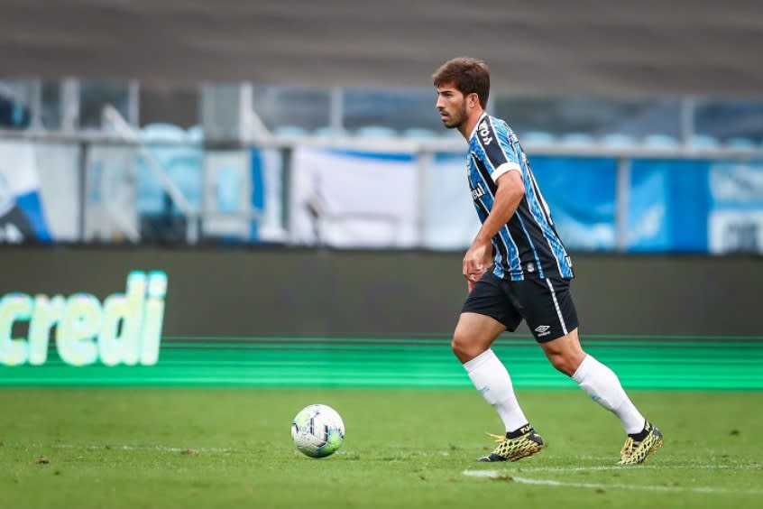 Atleta com mais jogos pelo Grêmio na temporada, Lucas Silva projeta duelo com o Corinthians