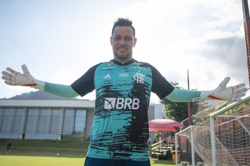 Diego Alves avança em recuperação e se aproxima de retorno no Flamengo