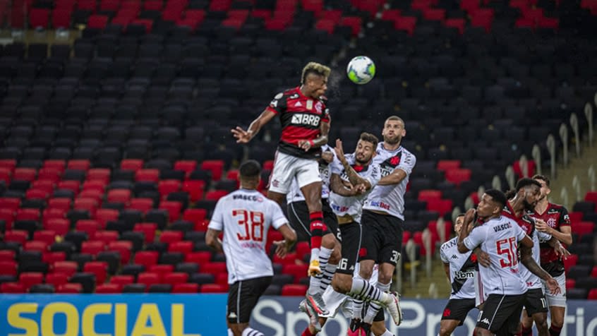 Uma lenda, Bruno Henrique analisa comparação com Cristiano Ronaldo por gol contra o Vasco