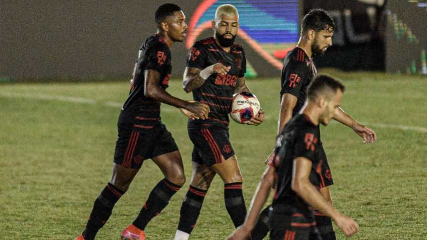 Flamengo empata com o Boavista e continua na liderança
