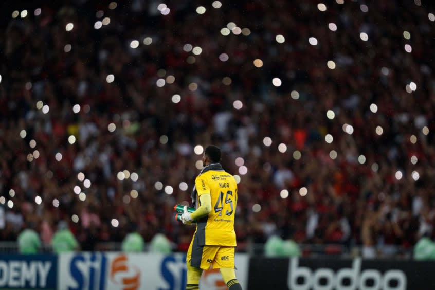 Hugo salva o Flamengo da derrota contra o Sport e mostra que é o futuro do time na posição