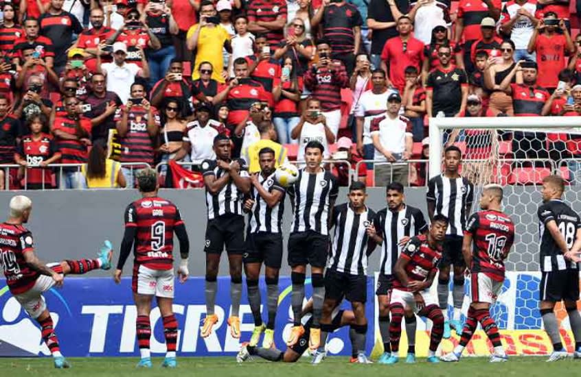 Natural de time grande, pondera David Luiz sobre pressão vivida no Flamengo
