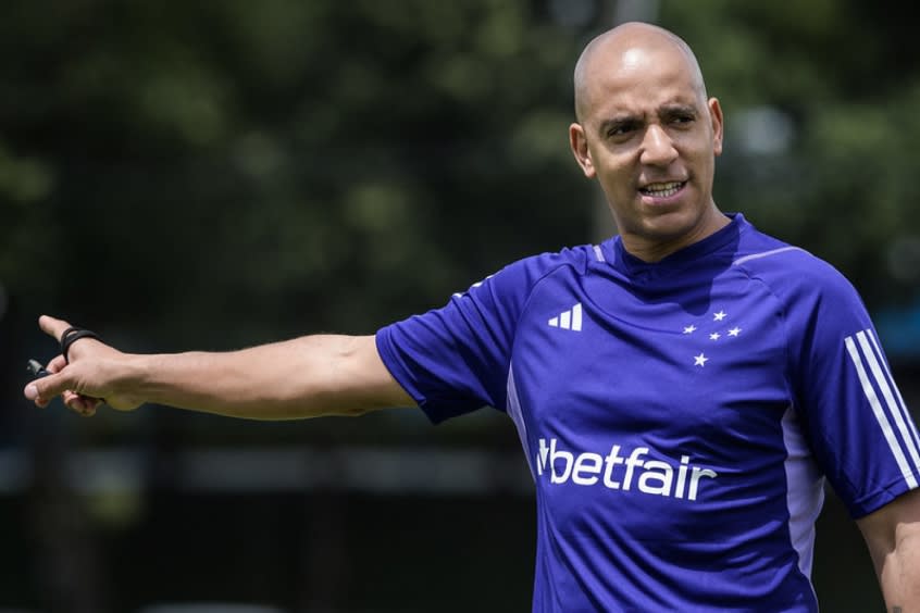 Novo técnico do Cruzeiro, Pepa se diz ansioso para estreia