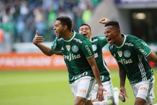 OFF - Com gol no Dérbi, Cleiton Xavier é eleito O Cara da Rodada