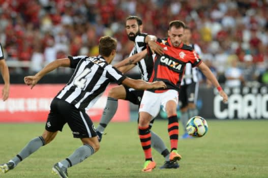 Flamengo x Botafogo: quem chega melhor para a semifinal da Copa do Brasil? Vote no duelo