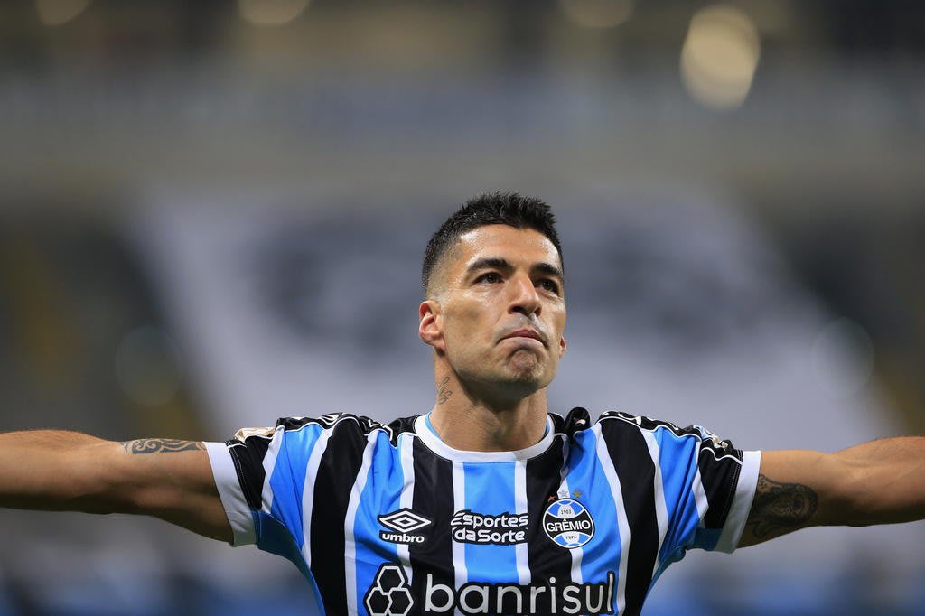 Promessa da base garante vitória do Grêmio em jogo-treino