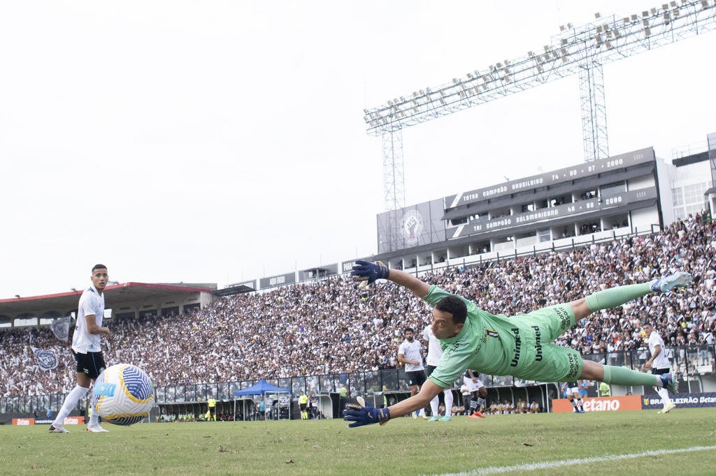 Grêmio perde para o Vasco em São Januário na estreia do Brasileirão