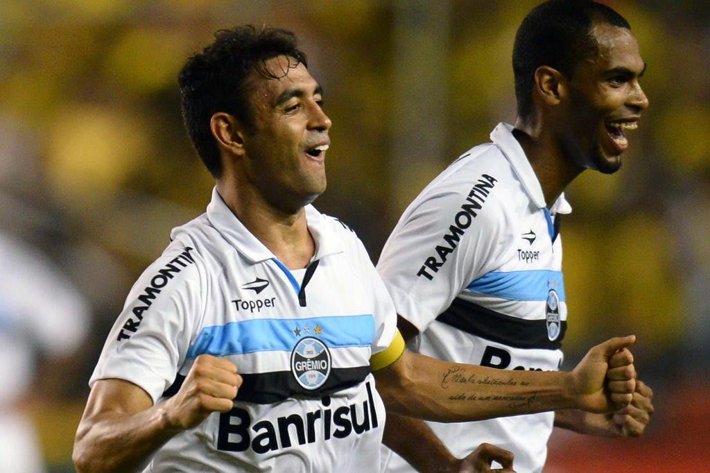 Pressão era absurda, lembra zagueiro que deu última vitória ao Grêmio em Guayaquil