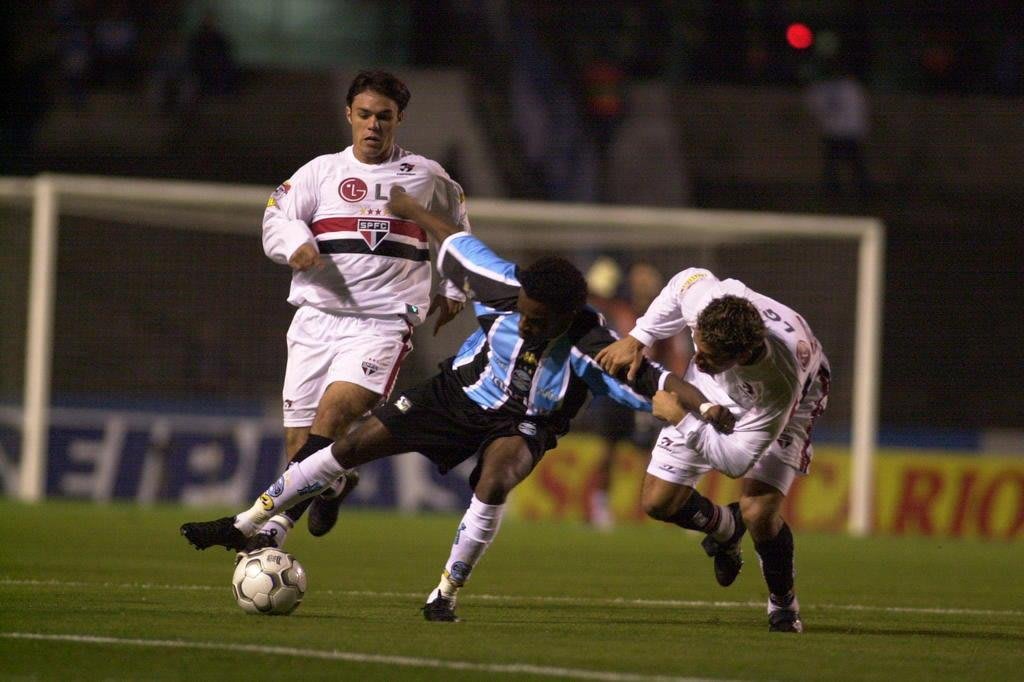 Como mandante, Grêmio não perde por quatro gols desde 2003